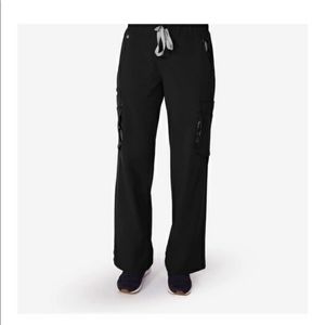 Black Figs Tema scrub pants